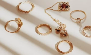 Buying Personalized Gold Jewelry For Your Loved One